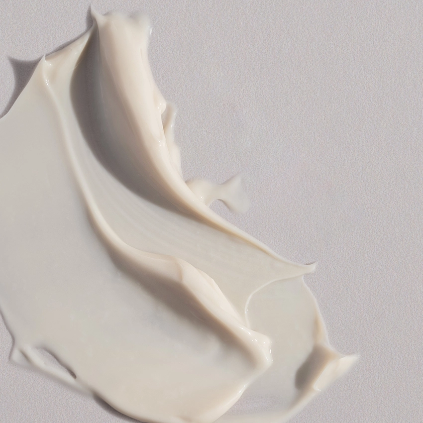 Close-up texture - Trawenmoor Redness Control Cream creamy texture